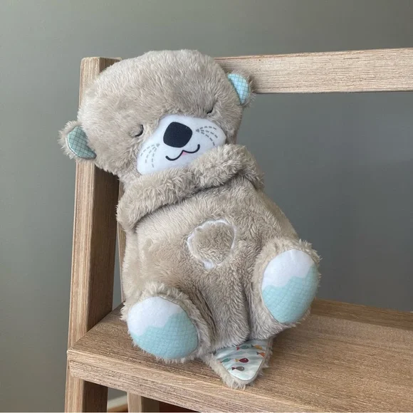 Fisher-Price Soothe’nSnuggle Otter Infant Baby Plush Toy & Sound Machine Bedtime - Picture 3 of 9